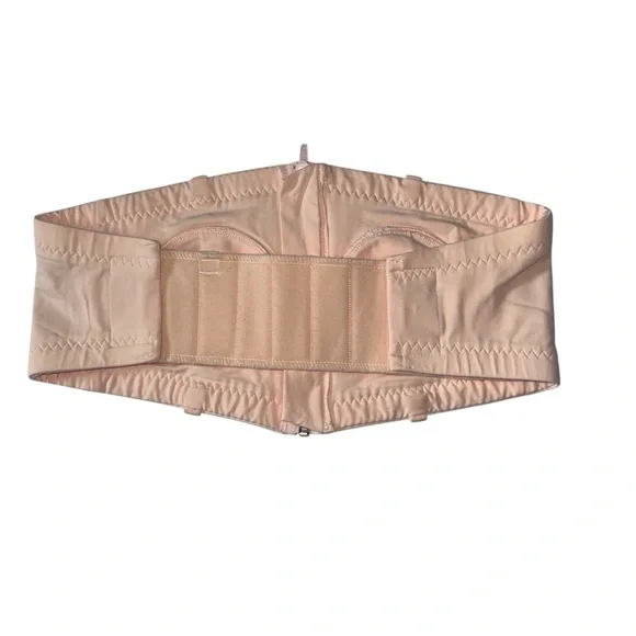 Hands-Free Pumping Bra Converts Nursing Bra or Maternity Bra to Breast Pump Bra - Picture 5 of 6